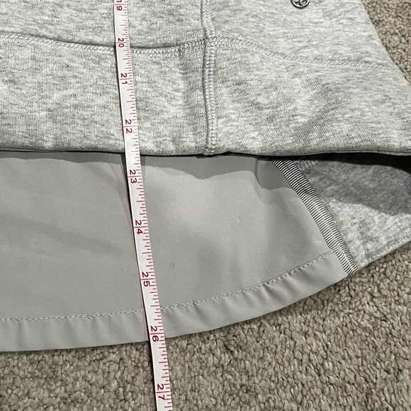 Lululemon Athletica En Route Jacket, Women’s Size 6 Grey Zip Vent, Zip Pockets - Picture 14 of 16